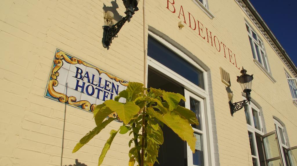 Ballen Badehotel Tranebjerg Exteriör bild